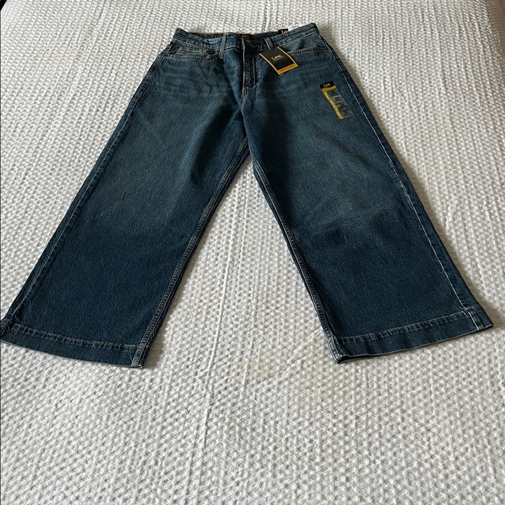 Wide Leg Medium Wash Crop Lee Legendary Jeans Size 8M